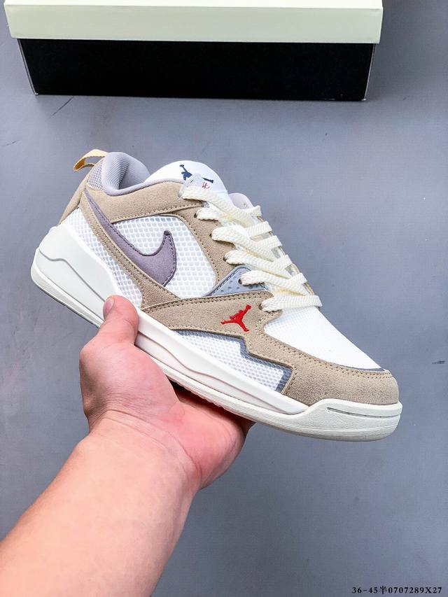 Nike Air Jordan Cmft Era 新款透气百搭休闲鞋 Jordan Cmft Era 聚焦于日常舒适体验，采用低帮轮廓，搭配网眼与麂皮材质鞋面，