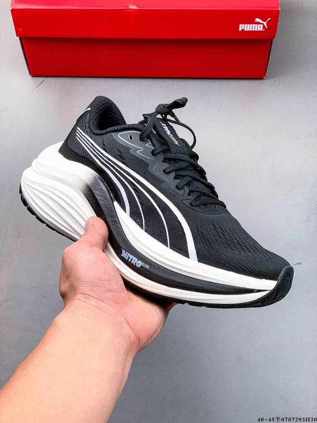 公司级！彪马Puma Race To Beat The Elite 低帮专业越野跑步鞋 这款鞋5Mm的前后掌落差能让你贴近自然跑的步态 使你的身体对鞋子的缓震和