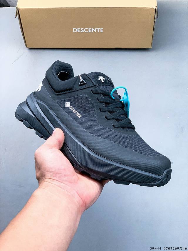 公司级！迪桑特Descente Dualis都市通勤 Gore-Tex 时尚舒适 防滑耐磨 时尚休闲运动覆盖防水男子越野跑鞋 官方同步上架 适合技术路线单日徒步
