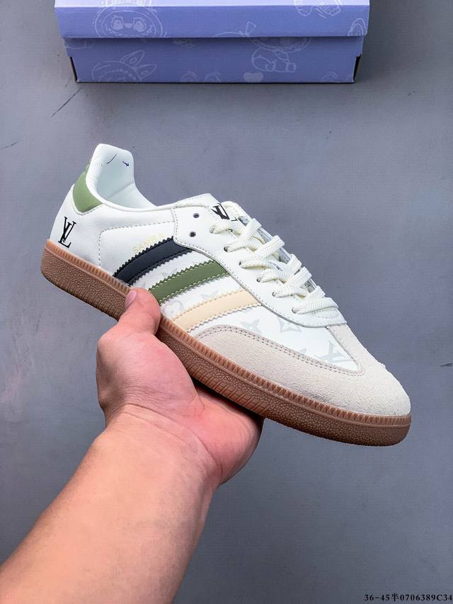 阿迪达斯Adidas Originals Samba德训鞋 防滑耐磨 低帮板鞋 男女同款 简约大方的设计造型，使Notitle X Adidas Origina