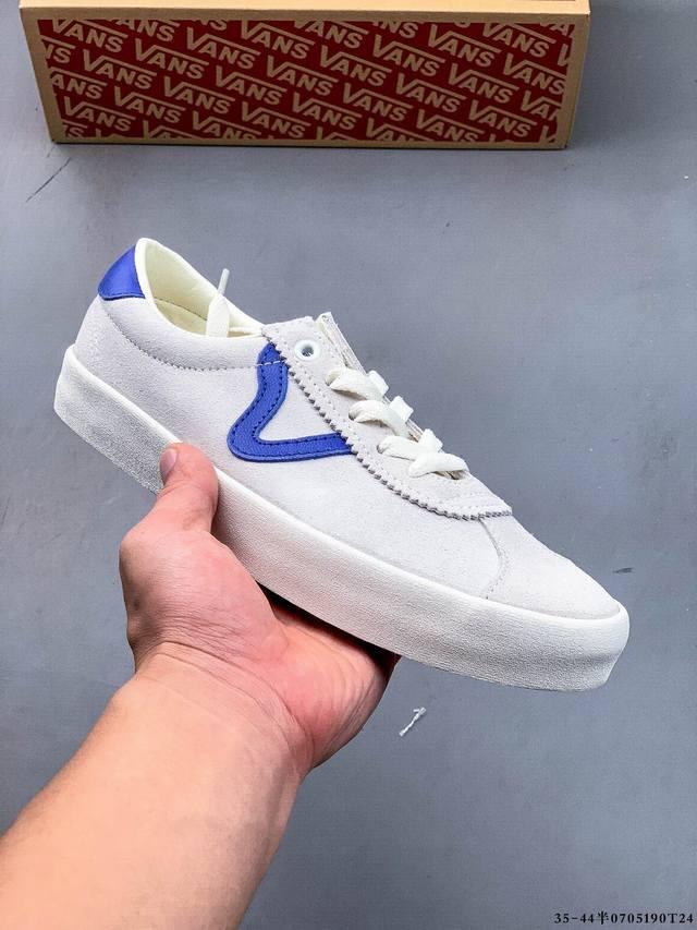 万斯Vans草莓熊德训鞋来了 爆款 正确版长绒麂皮 Vans范斯Sport Low牛筋底生胶底草莓熊德训鞋T头鞋火龙果男女款情侣低帮休闲板鞋 该支线继承了Vau