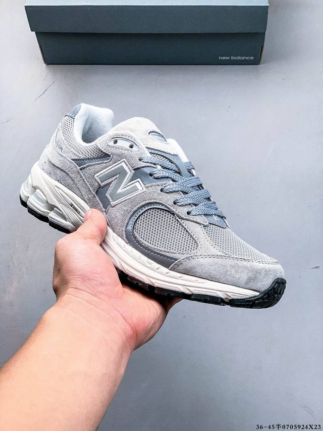 新百伦 New Balance Nb2002 复古运动鞋 Wl2002Ra全球首发专治各种不帅 鞋身轻便 舒适性相当不错 #原厂代工 正单规格生产 头层小牛皮