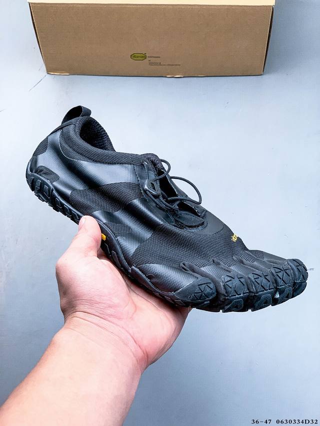 公司级！Suicoke 五指鞋 套脚 防滑 中帮 运动 沙滩鞋 Suicoke是日本一家运动休闲凉鞋品牌 以织带束缚搭配Vibram户外鞋底为主要设计思路 推出