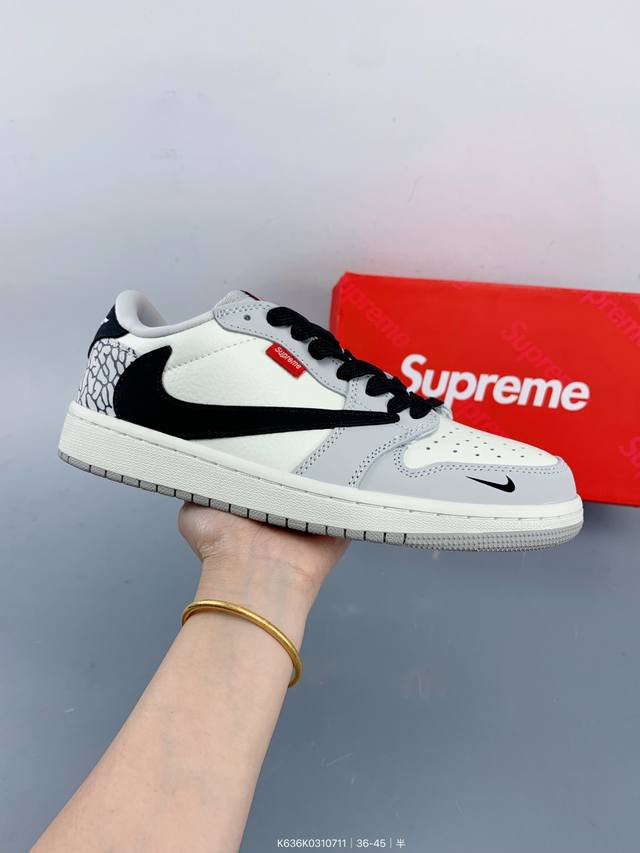 Travis Scott X Fragment Design X Jordan Air Jordan 1 Low Og Sp 多方联名合作融合了Travis S