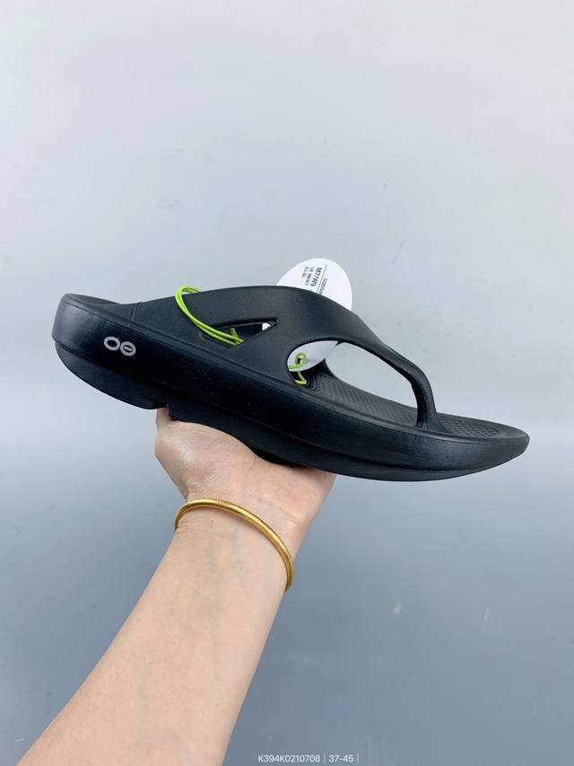 Ch Nel 爆款中古人字拖 Vantage 中古痴迷狂爱者...真正的古董级别！巨百搭，无敌显瘦，配送包装布袋，非常的高级，一定要入！ Size：如图 编码：