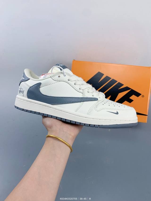 Travis Scott X Fragment Design X Jordan Air Jordan 1 Low Og Sp 多方联名合作融合了Travis S