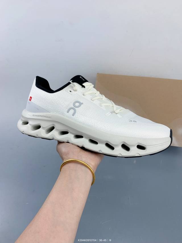 公司级On昂跑Cloudtilt 轻量运动休闲鞋 脚感很舒服 鞋底柔软且包裹性好 上脚显腿长 不管休闲还是运动都很百搭 是最好看最显质感的颜色 Size：如图