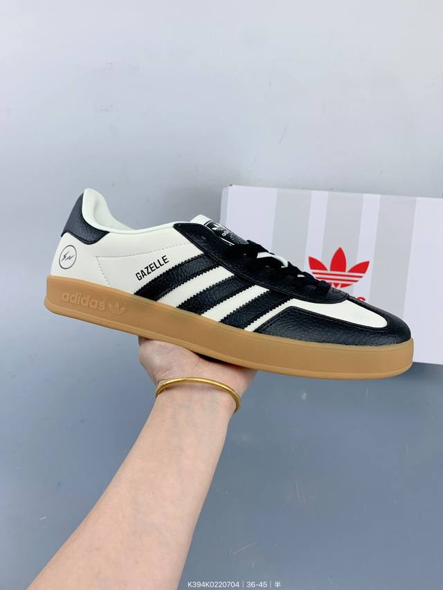 Adidas 德训鞋 高端定制 大厂纯原品质出货 超高清洁度 细节完美 舒适百搭 低帮休闲板鞋 Size：如图 编码：K394K0 704
