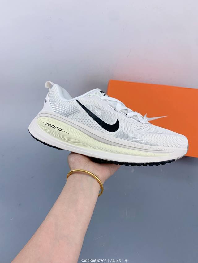 Xe纯原Nk Air Zoom Vomero 18 轻便舒适公路跑步鞋 Size：如图 编码：K394K0610703
