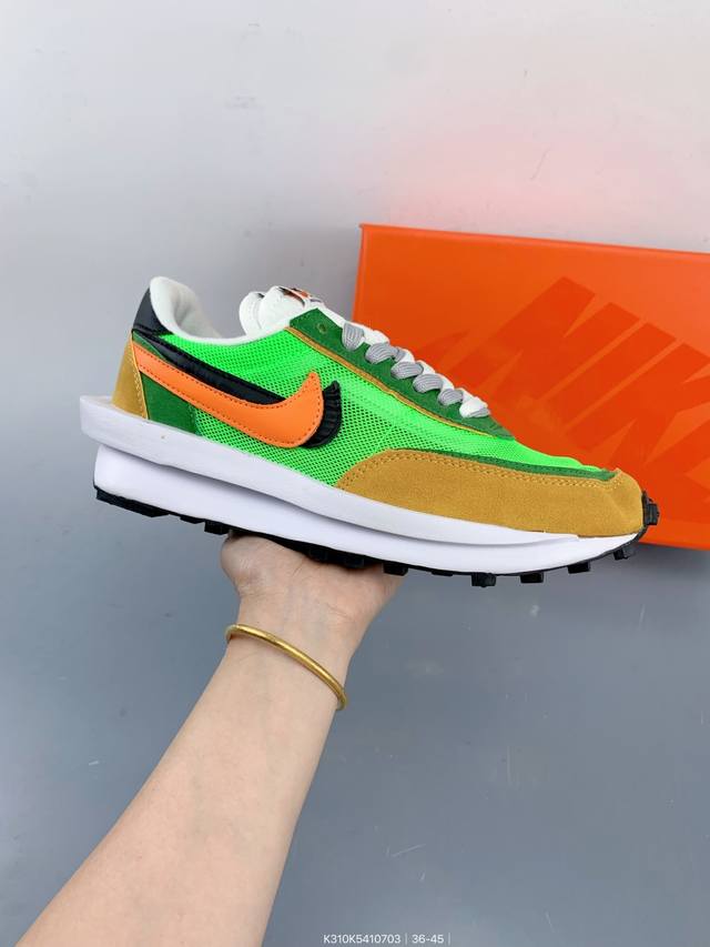 耐克华夫 双勾 牛津布+翻毛皮面料 厚底 Nike Ldwaffle Sacai 原装抽屉礼盒 日式解构美学联名 重叠双钩解构设计前卫华夫变形双底休闲慢跑鞋 S