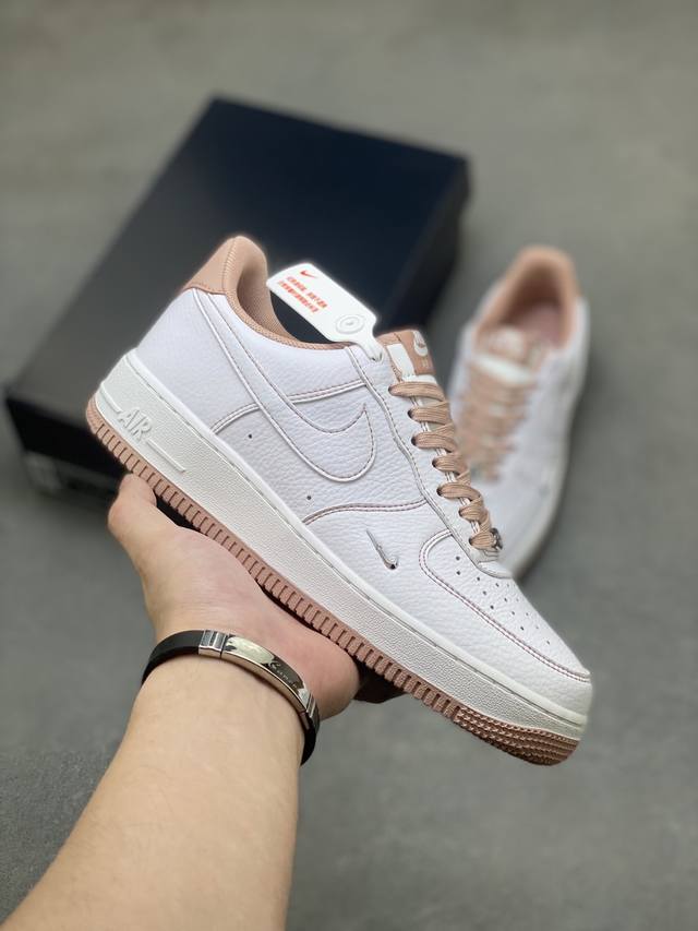 海外限量发售！公司级Nike Air Force 1 '07 Low 空军一号低帮 运动鞋 休闲鞋 折边针车 工艺难度大 原楦头原纸板 原装鞋盒 定制五金配件