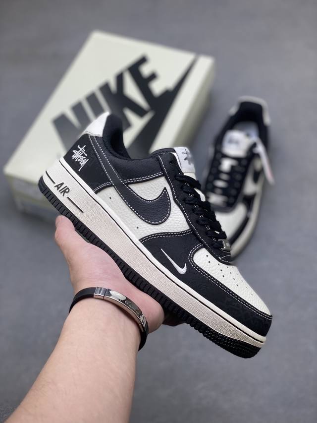 海外限量发售！公司级Nike Air Force 1 '07 Low 空军一号低帮 运动鞋 休闲鞋 折边针车 工艺难度大 原楦头原纸板 原装鞋盒 定制五金配件
