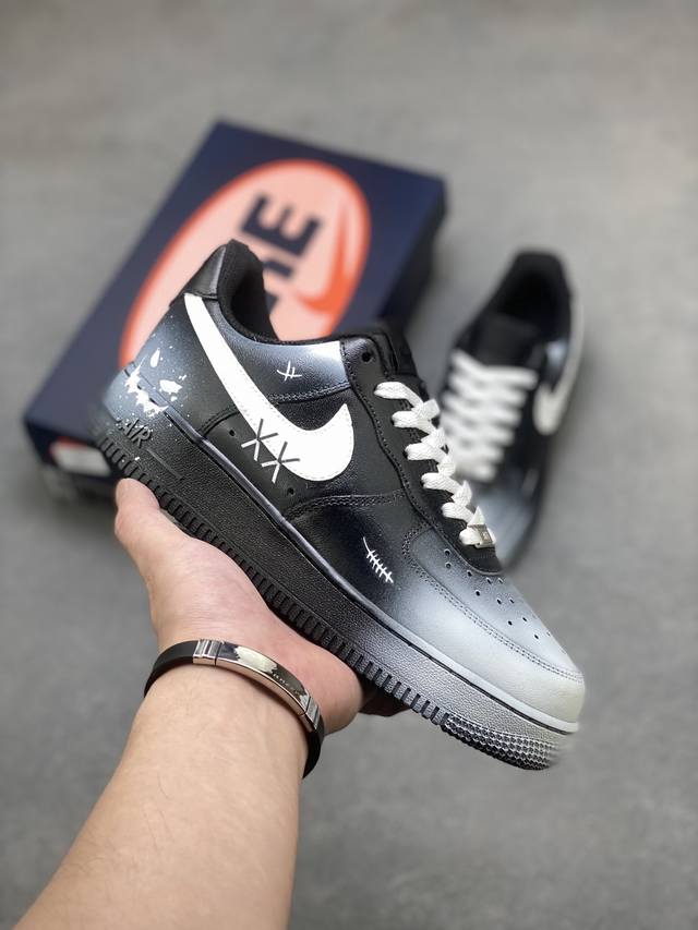 海外限量发售！公司级Nike Air Force 1 '07 Low 空军一号 低帮 运动鞋 休闲鞋 折边针车 工艺难度大 原楦头原纸板 原装鞋盒 定制五金配件