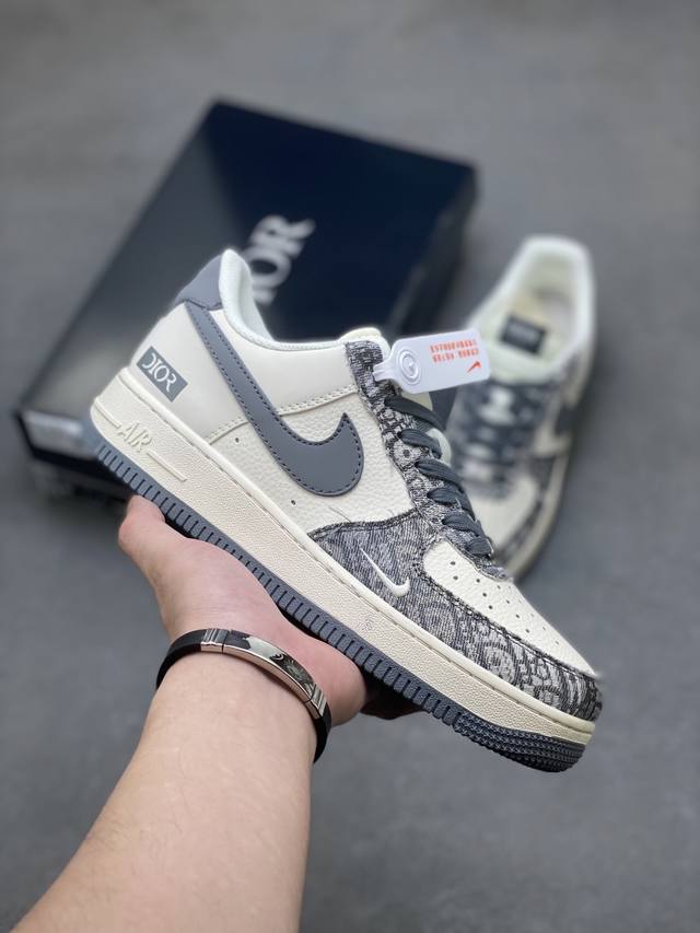 海外限量发售！公司级Nike Air Force 1 '07 Low “迪奥联名 灰花纹织布”空军一号 低帮 运动鞋 休闲鞋 折边针车 工艺难度大 原楦头原纸板