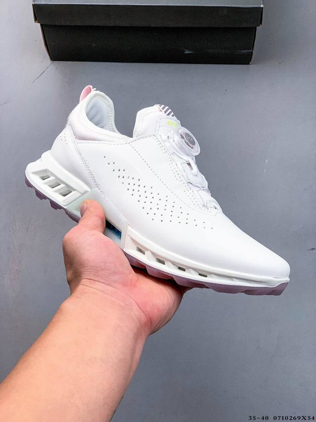 公司级！Ecco爱步 Golf S-Three 皮面透气城市休闲健步鞋 0710269X54