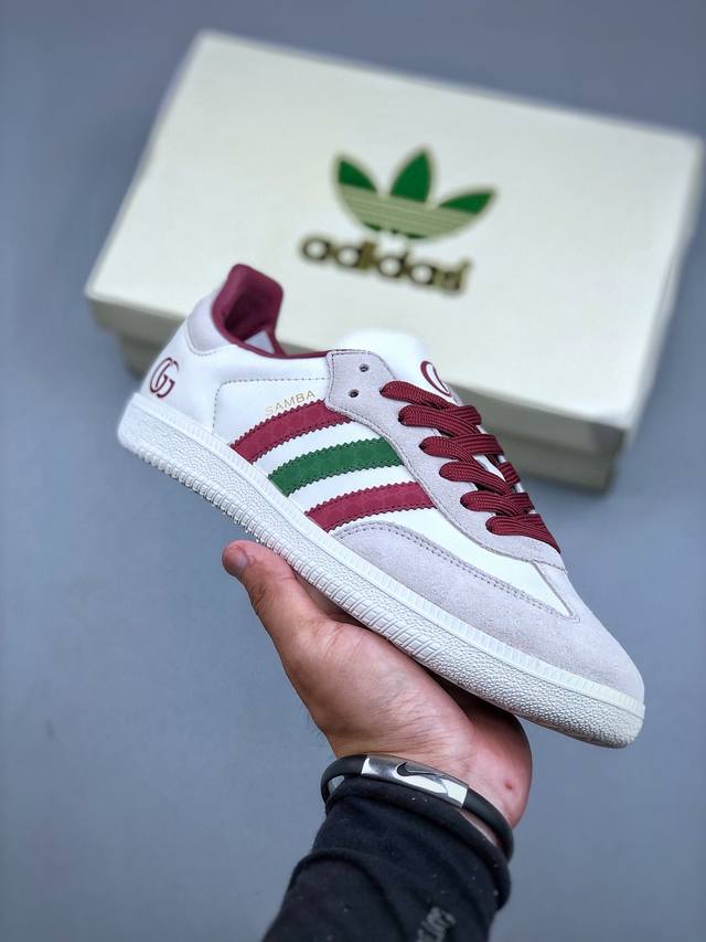C版 Adidas Samba Og 德训鞋 高端定制桑巴系列 大厂纯原品质出货 超高清洁度 细节完美 舒适百搭 低帮休闲板鞋 货号：Gj75802 尺码：36
