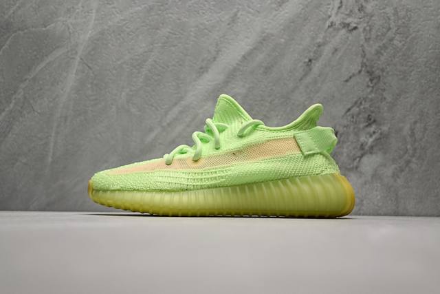 C版椰子 Adidas Yeezy Boost 350V2 荧光绿 夜光绿 货号：Eg5293 尺码： 36 36.5 37 38 38.5 39 40 40.