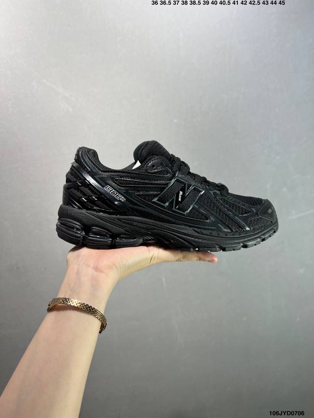 公司级New Balance M1906系列复古单品宝藏老爹鞋款 公司级版本复古元素叠加 质感超级棒 楦版型材料细节做工精细 作为Nb最经典的档案鞋型之一 与