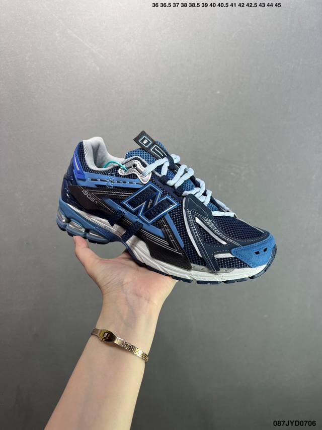 公司级New Balance M1906系列复古单品宝藏老爹鞋款 公司级版本复古元素叠加 质感超级棒 楦版型材料细节做工精细 作为Nb最经典的档案鞋型之一 与