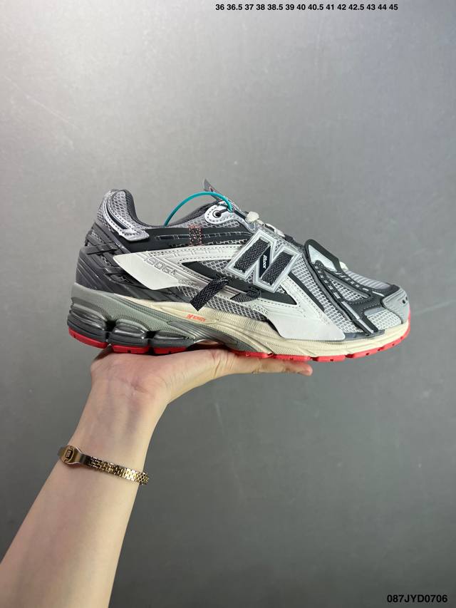 公司级New Balance M1906系列复古单品宝藏老爹鞋款 公司级版本复古元素叠加 质感超级棒 楦版型材料细节做工精细 作为Nb最经典的档案鞋型之一 与