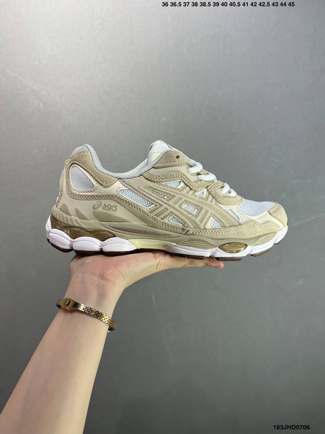 公司级Asics 亚瑟士Gel-Nyc 透气网眼鞋面配合部分合成革材质 采用全新Ahar+橡胶材质 更加耐磨 货号: 1A789-020 尺码:36～45 Id