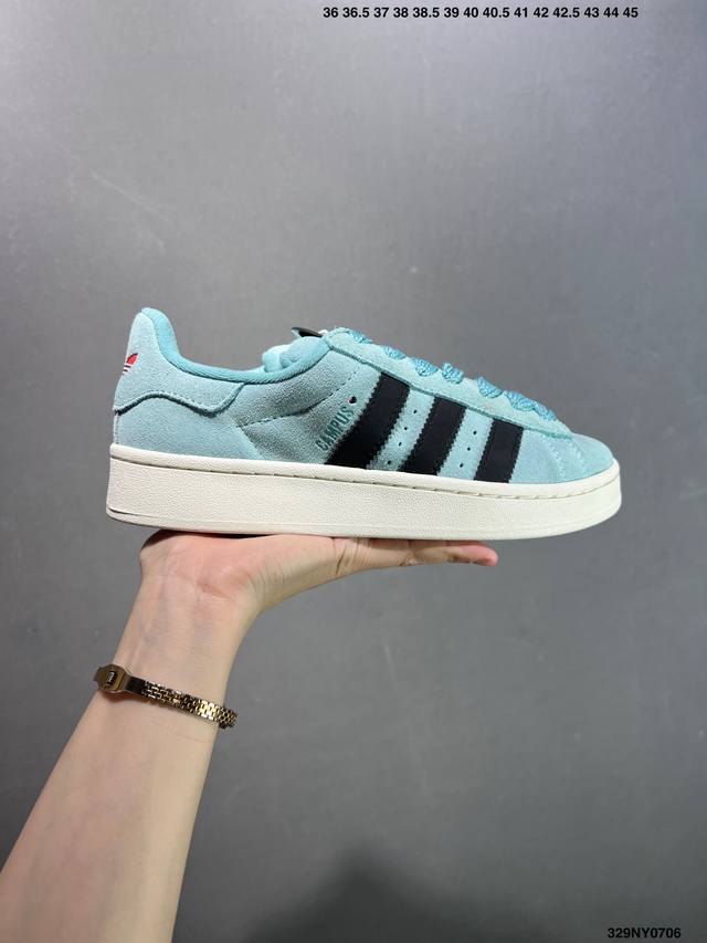 Adidas Originals Campus 00S 专柜同步配色 面包鞋系列 鞋身采用绒面皮料搭配常规皮革 质感上还是延续了经典 Campus 的设计 独家