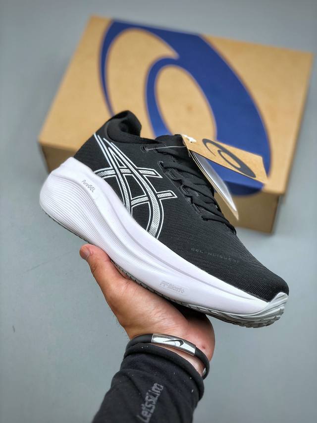 Asics Gel-Nimbus 27 舒适防滑耐磨低帮休闲跑步鞋鞋底采用了轻质发泡材料 并在后跟和前掌处采用了Asics亚瑟士核心科技-Gel缓震胶 赋予鞋款