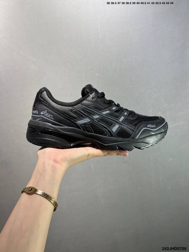 Asics亚瑟士情侣休闲鞋Gel-1090男女老爹鞋运动鞋透气休闲鞋百搭舒适跑鞋复古时尚运动鞋，亚瑟士Asics Gel-1090是一款可休闲可运动的好鞋。它采