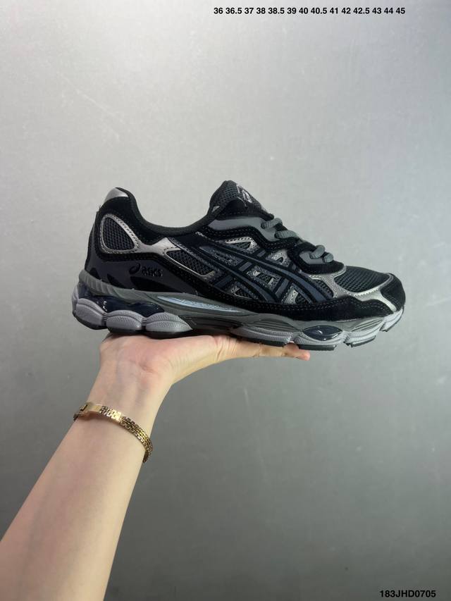 公司级Asics 亚瑟士Gel-Nyc 透气网眼鞋面配合部分合成革材质 采用全新Ahar+橡胶材质 更加耐磨 货号: 1A789-020 尺码:36～45 Id
