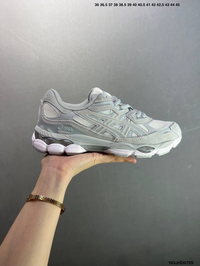 公司级Asics 亚瑟士Gel-Nyc 透气网眼鞋面配合部分合成革材质 采用全新Ahar+橡胶材质 更加耐磨 货号: 1A789-020 尺码:36～45 Id