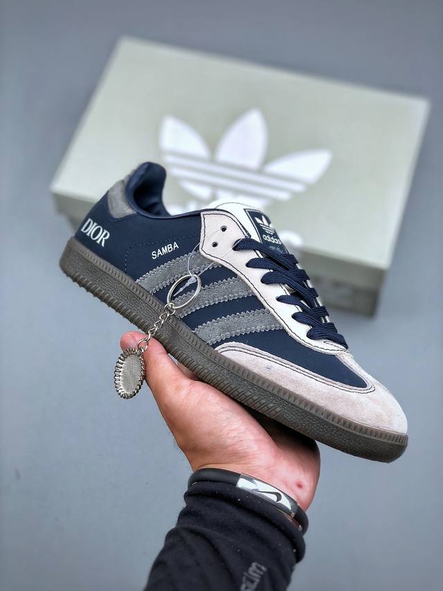 C版 Adidas Samba Og 德训鞋 高端定制桑巴系列 大厂纯原品质出货 超高清洁度 细节完美 舒适百搭 低帮休闲板鞋 货号：Dx0007 尺码：36-