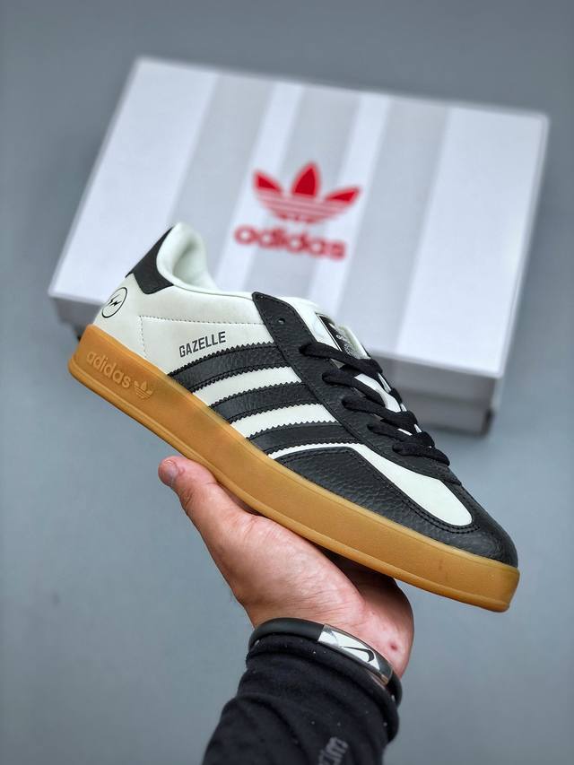 Adidas 德训鞋 “闪电联名”高端定制 大厂纯原品质出货 超高清洁度 细节完美 舒适百搭 低帮休闲板鞋 男女同款货号：Sc9207-722 码数：36 36