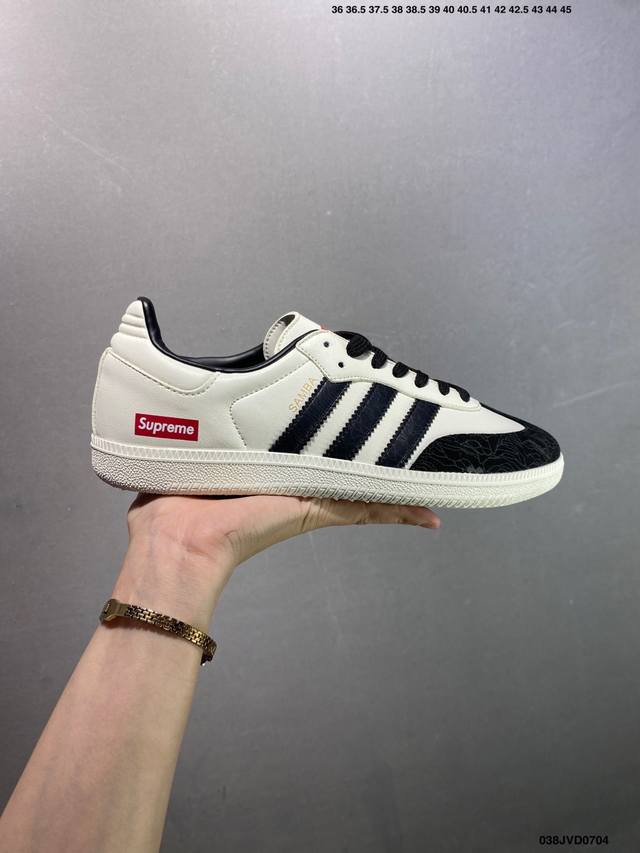 公司级 Ad Original Samba Og 复古经典轻便板鞋 口碑大厂出品 正确烫金高频细节 原装纳米超迁皮料 独家私模橡胶大底 原盒原配 这款桑巴鞋展示