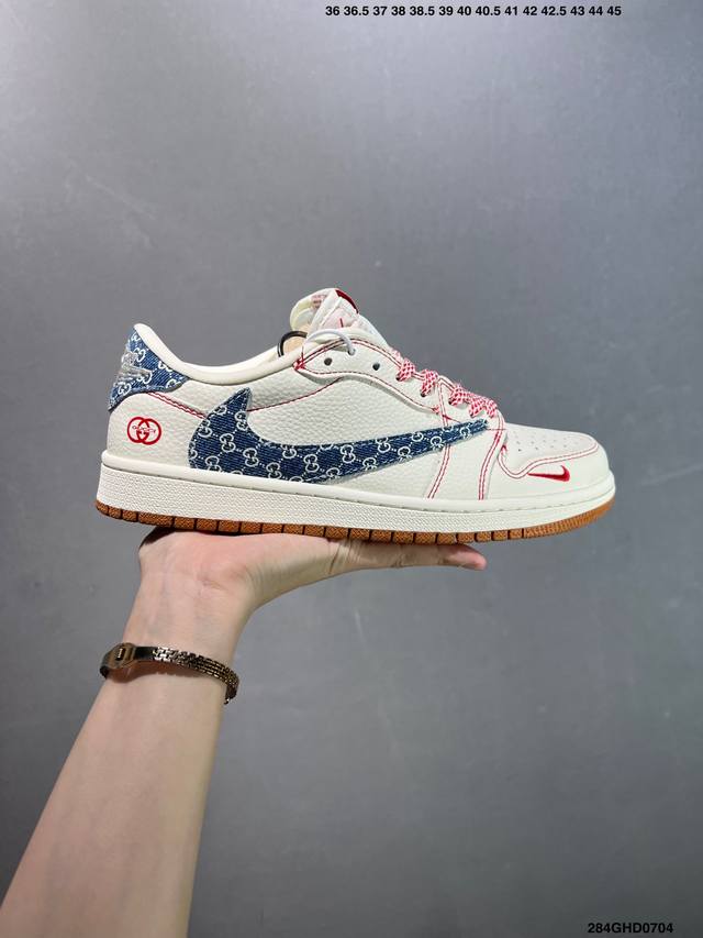 公司级Gucci X Air Jordan 1 Low 红线牛仔 此款主张打破传统的工业化流水线设计限制，以Made By Ideas的超级创意为理念，集结众多