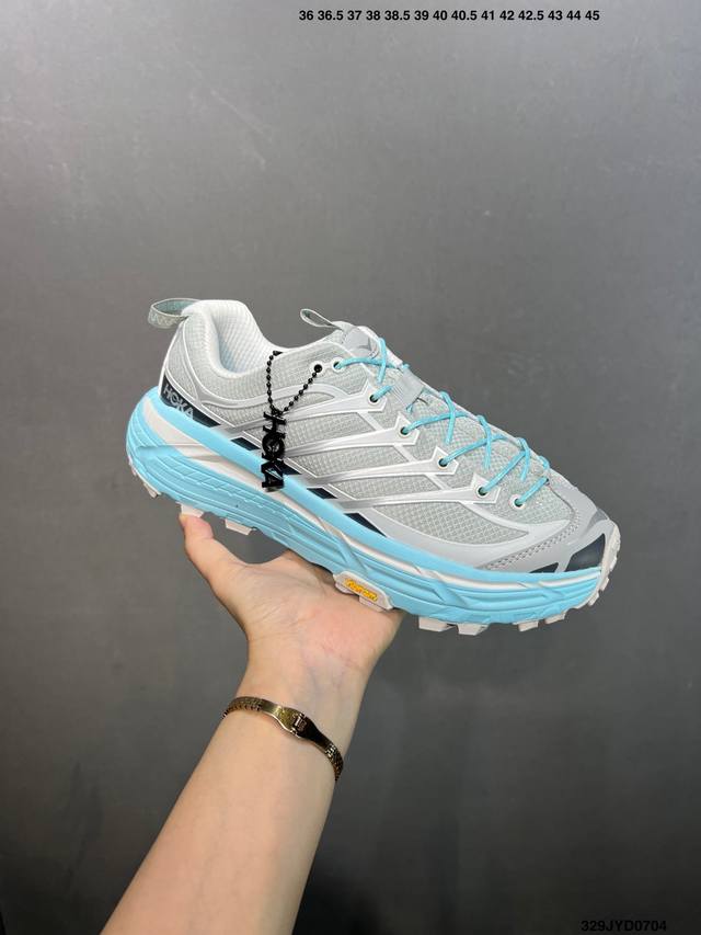 公司级Hoka One One Mafate Three2 全新配色创立于 9年，始终致力于为所有跑者提供更新、更好的跑步 装备。相比常规跑鞋，Hoka One