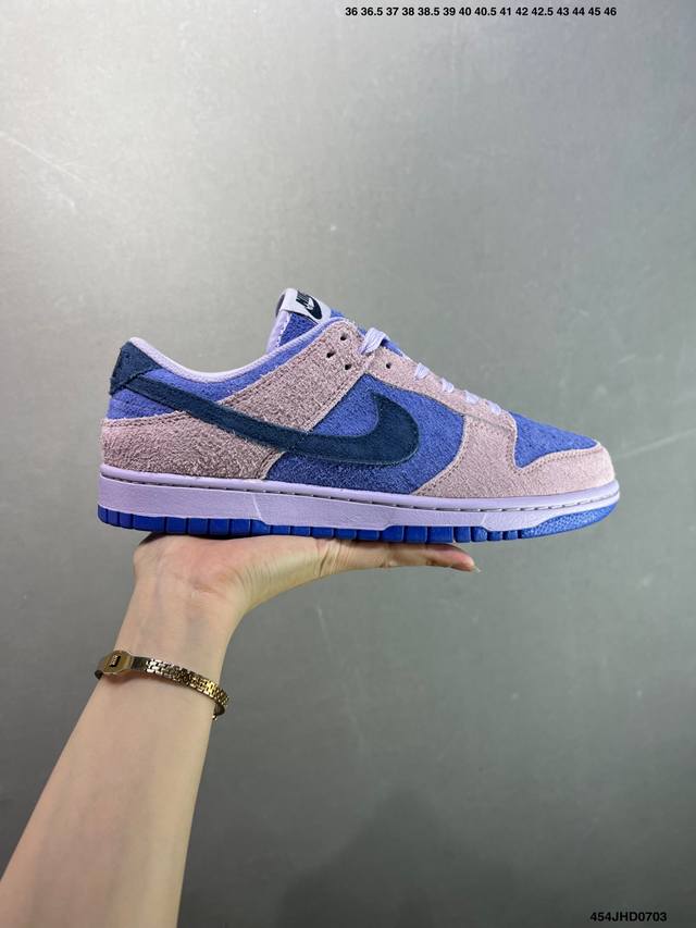 真标耐克Nike Dunk Low 扣篮系列 复古低帮休闲运动滑板板鞋 采用脚感柔软舒适Zoomair气垫 有效吸收滑板等极限运动在落地时带来的冲击力 为街头运