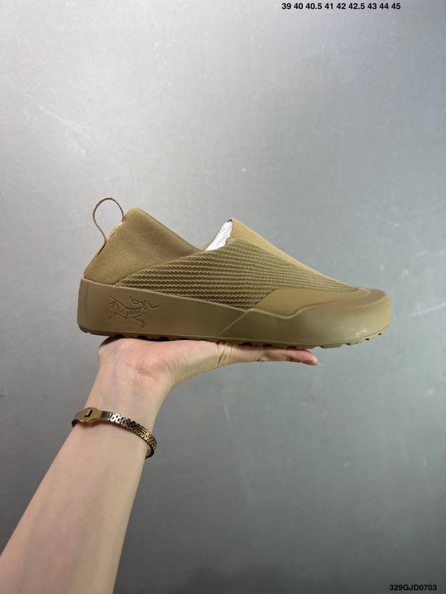 核心私 公司级始祖鸟Bora Kragg Shoes覆盖透气女款跑鞋 官方同步上架适合技术路线单日徒步穿着也可以一脚蹬穿法 Aeriosflgtx鞋受到长途野外