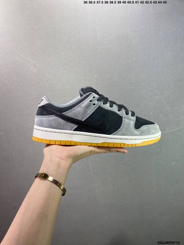 公司级耐克Nike Dunk Low 扣篮系列 复古低帮休闲运动滑板板鞋 采用脚感柔软舒适Zoomair气垫 有效吸收滑板等极限运动在落地时带来的冲击力 为街头