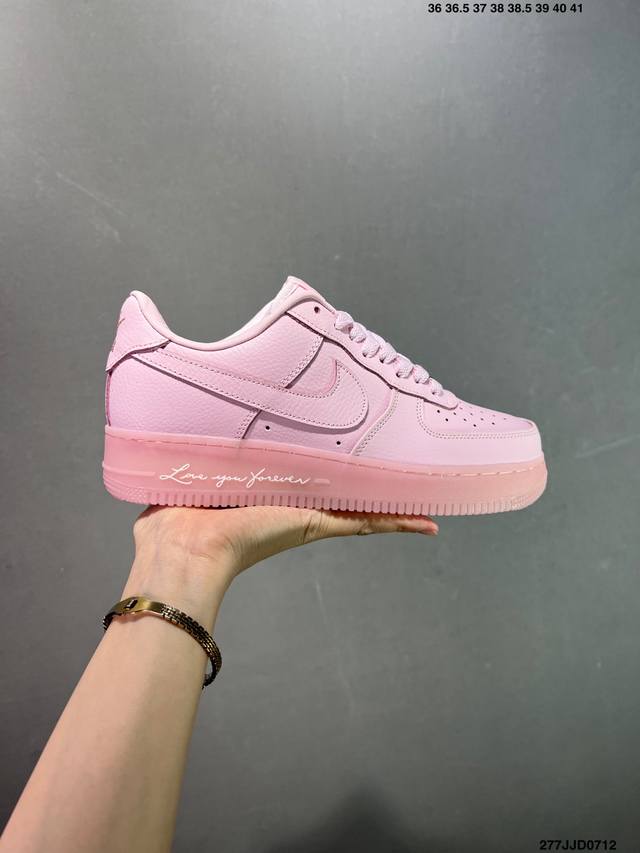 Nike Air Force 1 ‘07 Low 空军一号 低帮 运动鞋 休闲鞋 折边针车 工艺难度大 原楦头原纸板 原装鞋盒 定制五金配件 内置全掌气垫 原厂