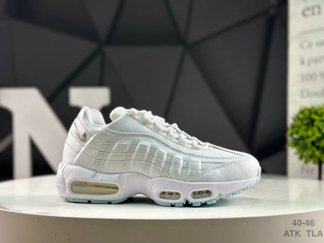 耐克 Nk Air Max 95 外贸原单 织物气垫轻便低帮跑步鞋拆解原鞋开发 耗时半年之久，打造全市场最强版本 这里只对比原鞋#原厂3M反光材料#市场首家原模