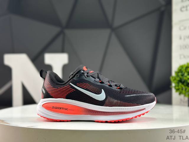 真标带半码 耐克 Nike Vomero 18 耐克 舒适减震防滑 低帮跑步鞋全掌Reactx泡绵中底 前掌和后跟还配备了Air Zoom气垫单元 据说跑起来更