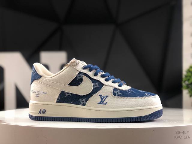 耐克 Nike Air Force 1 ’07 空军一号低帮百搭休闲运动板鞋。官方货号：Sc9207 536尺码：如图所示 Kpc Lta