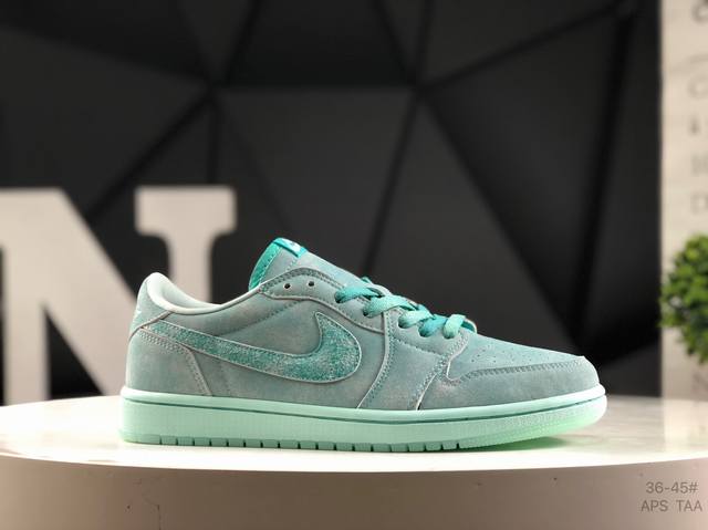 耐克 Jordan Air Jordan 1 Fall League 舒适百搭 防滑耐磨 低帮 复古篮球鞋 男女同款 货号：Hq8111 300尺码 ：36-4