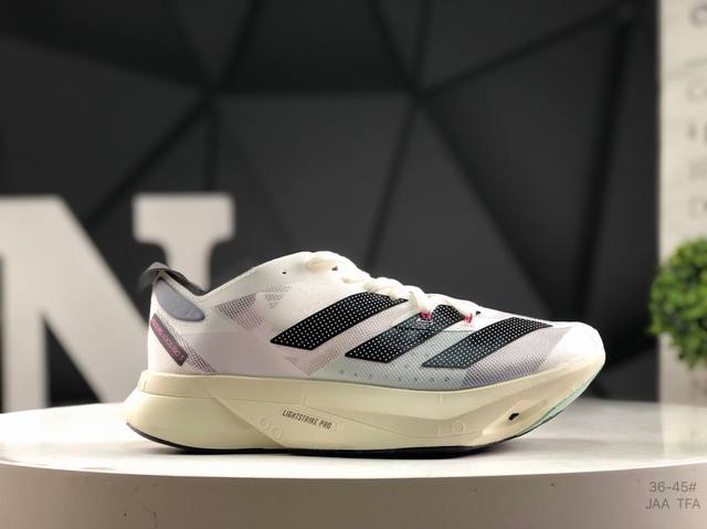 阿迪达斯 Adidas Adios Pro 3 W泡棉搭配碳纤维板 缓震透气跑步鞋Adizeroboston12跑鞋专为中长跑而设计它们通过来自Energyro