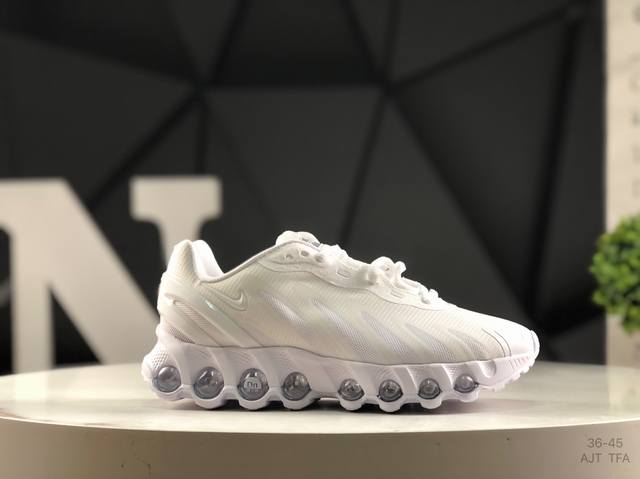耐克 Nike Air Max Dn8 舒适减震防滑耐磨低帮跑步鞋 男女同款Nike 旗下 Air Max 家族正式迎来最新成员 Air Max Dn8，此鞋款