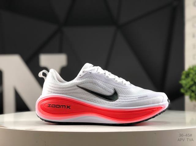 耐克 Nike Vomero Plus 登月减震跑步鞋货号 Hv8 - 尺码：如图所示 Apv Tva