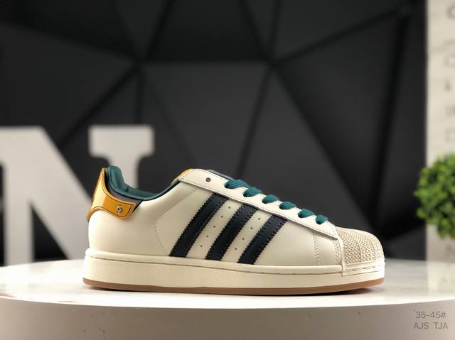阿迪达斯 Adidas Superstar 贝壳头经典百搭休闲板鞋货号；Jq6251尺码：如图所示 Ajs Tja
