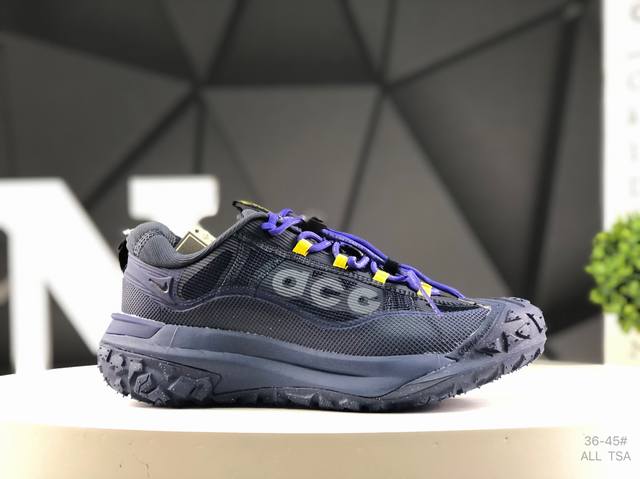 耐克 Nike Acg Mountain Fly Low “Fossil Stone” 低帮版本的Mountain Fly 全新来袭。该鞋款沿袭前代高帮型的设计