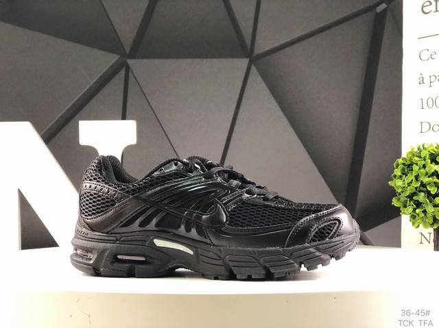 耐克 Nike Air Max Moto 2K 舒适百搭防滑耐磨 低帮跑步鞋 舒适有型适合日常穿着该鞋款延续千禧年经典设计搭载泡绵中底厚实而轻盈匠心细节巧搭立体