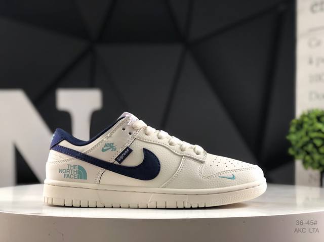 海外爆款限量发售！高端定制 耐克 Nike Sb Dunk Low “北面Superme联名---米白深蓝钩”高端定制 低帮休闲板鞋 定制鞋盒 大厂纯原品质出货